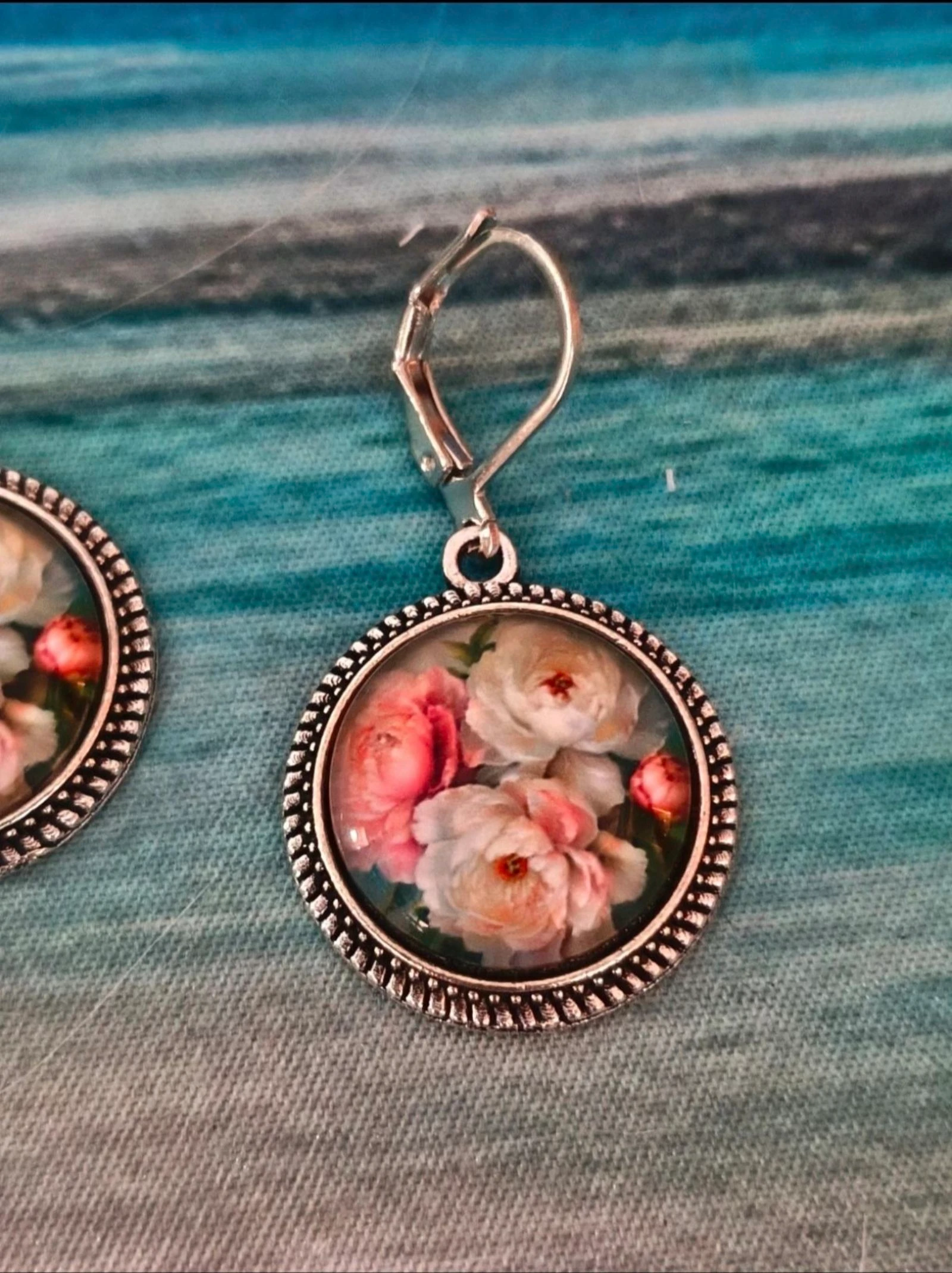 Brincos vintage flores TBE – photo 3